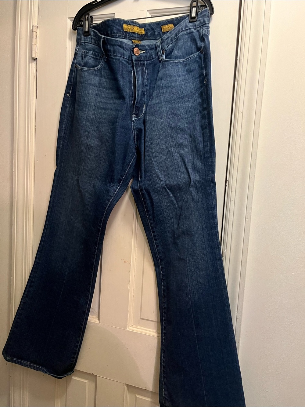 Seven7 Women's Dark Wash Jeans with Pink and Cream Pocket Stitching - Picture 4 of 4
